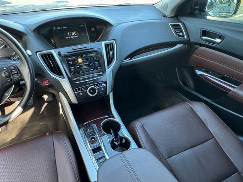 Used 2017 Acura TLX V6 w/ Technology Package image 11