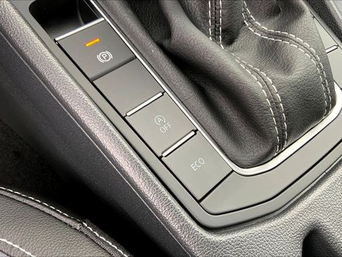 New 2026 Volkswagen Jetta SE FWD image 20