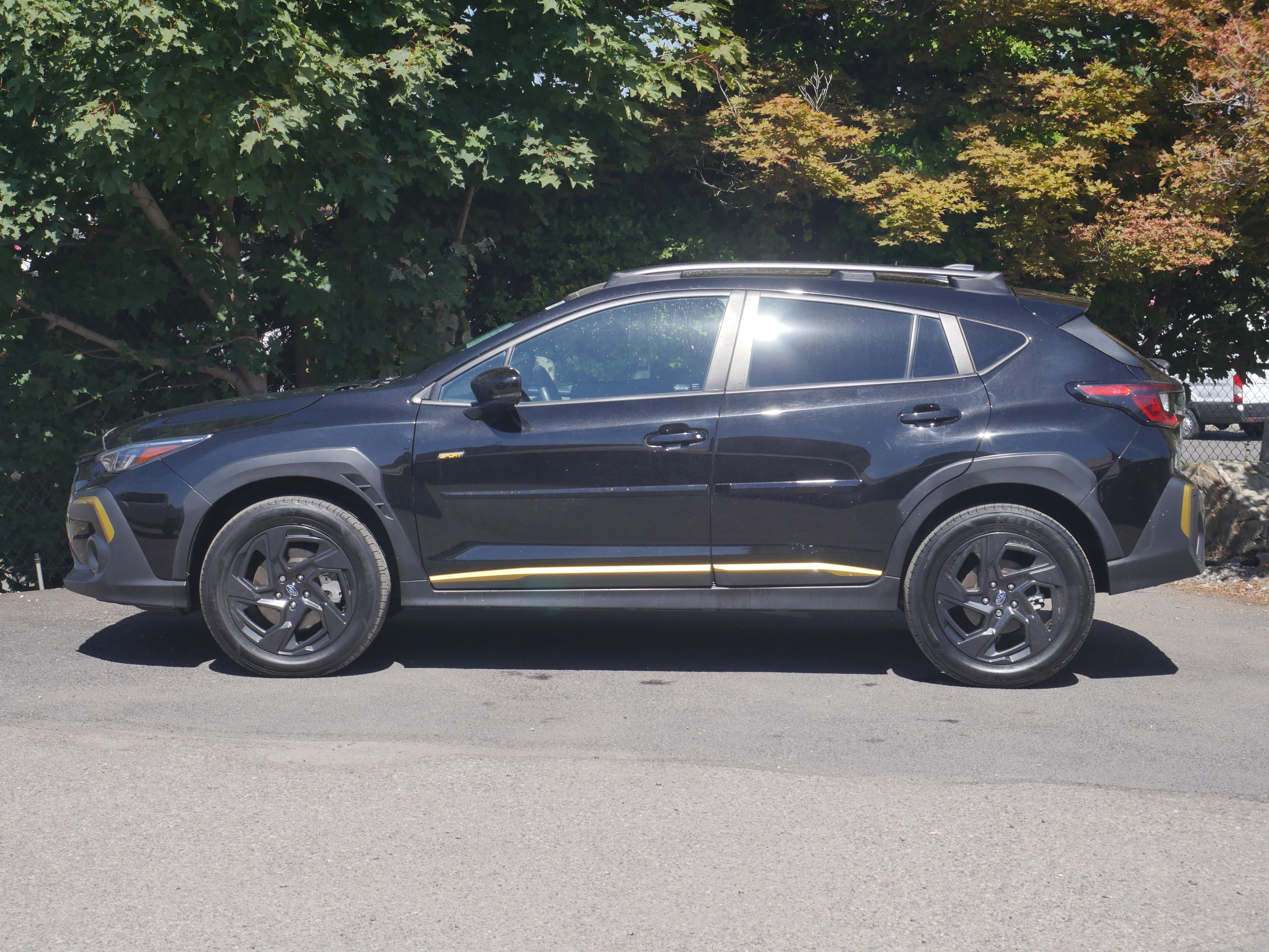 Used 2024 Subaru Crosstrek 2.5i Sport w/ Crosstrek Mirror Package AWD/4WD image 4