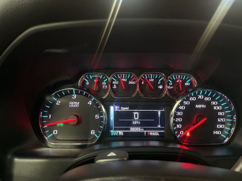 Used 2019 Chevrolet Silverado 1500 LT w/ All Star Edition image 21