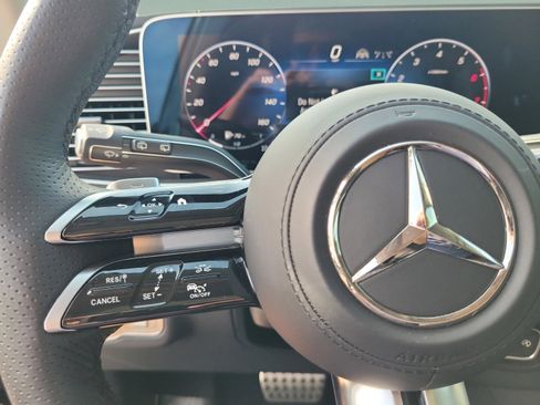 Certified 2026 Mercedes-Benz GLS 450 4MATIC image 54