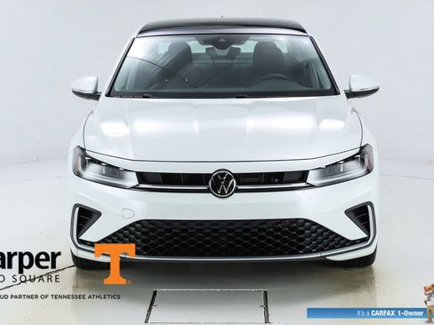 Used 2025 Volkswagen Jetta SEL FWD image 54