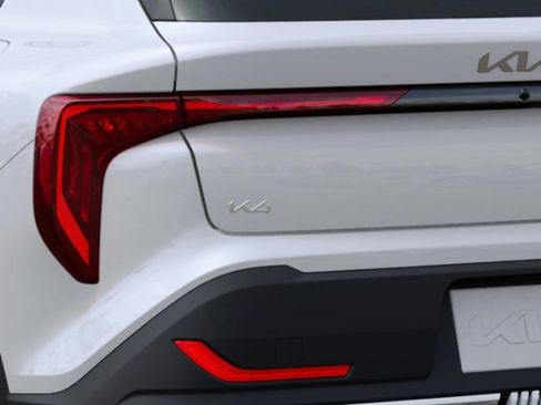 New 2026 Kia K4 EX FWD image 26