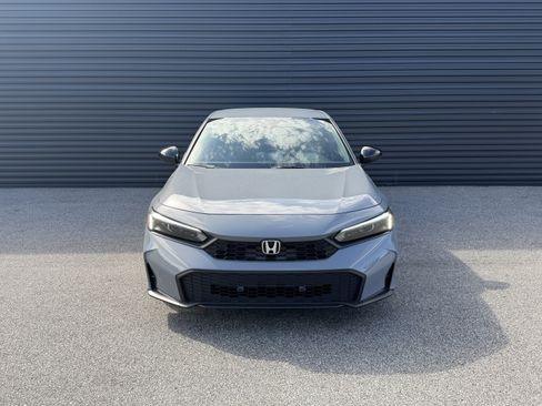 Used 2025 Honda Civic Sport image 6