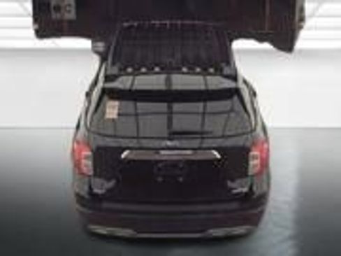 Used 2024 Ford Explorer XLT w/ Equipment Group 202A image 11