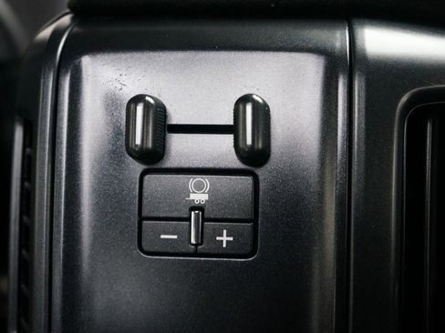 Used 2017 GMC Sierra 1500 4x4 Double Cab image 16