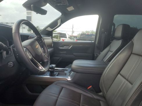 Used 2024 Chevrolet Silverado 1500 High Country w/ Technology Package AWD/4WD image 8