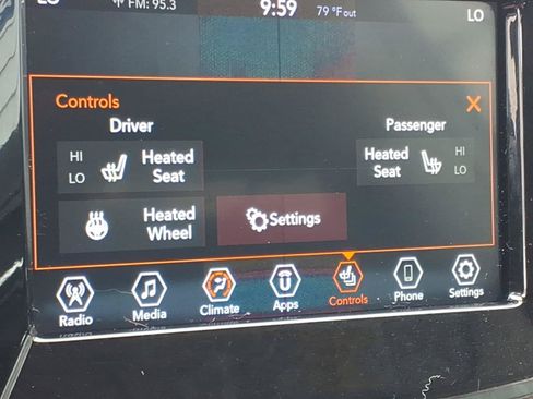 Used 2021 Jeep Compass Latitude w/ Sun and Sound Group FWD image 9