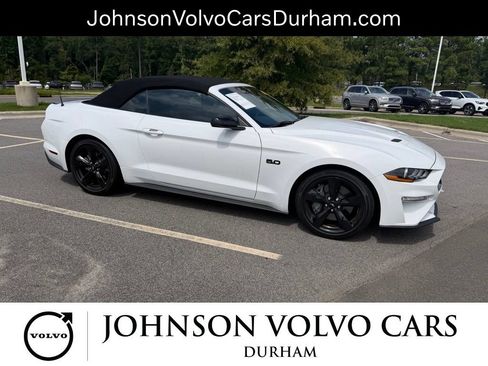 Used 2022 Ford Mustang GT Premium w/ Equipment Group 401A RWD image 4