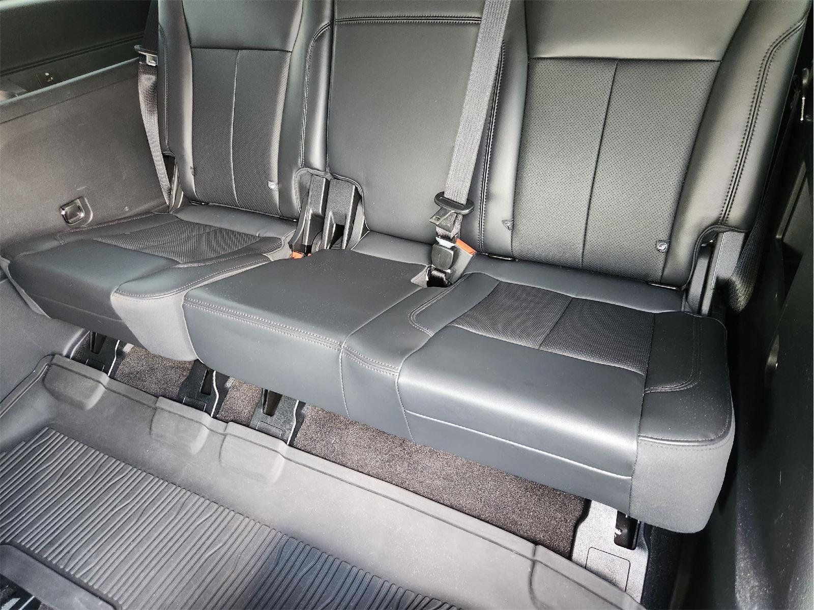 Used 2023 Ford Expedition XLT RWD image 33