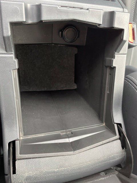 Used 2023 Subaru Forester Limited AWD/4WD image 35