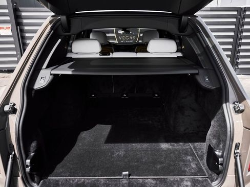 Used 2026 Rolls-Royce Cullinan Black Badge AWD/4WD image 18