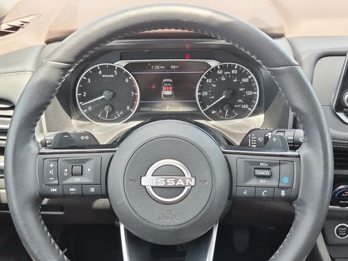 Used 2023 Nissan Rogue SV w/ SV Premium B Package AWD/4WD image 17