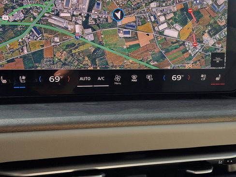 Used 2025 Audi Q5 Prestige image 15