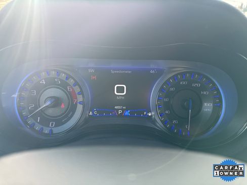 Used 2019 Chrysler 300 S w/ S Model Appearance Package image 19