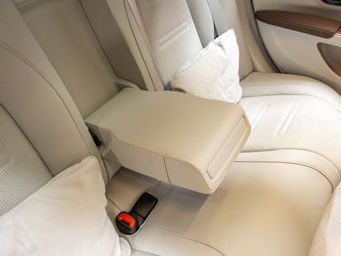 Used 2022 Mercedes-Benz EQS AMG 4MATIC image 23