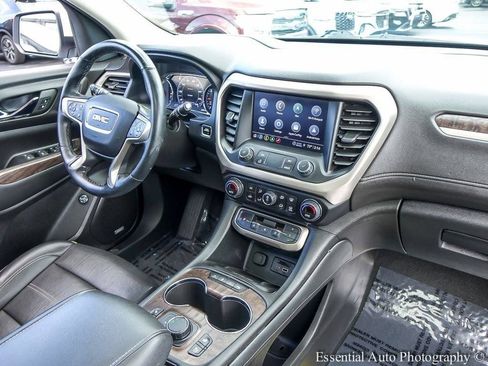 Used 2023 GMC Acadia Denali w/ Denali Technology Package FWD image 26