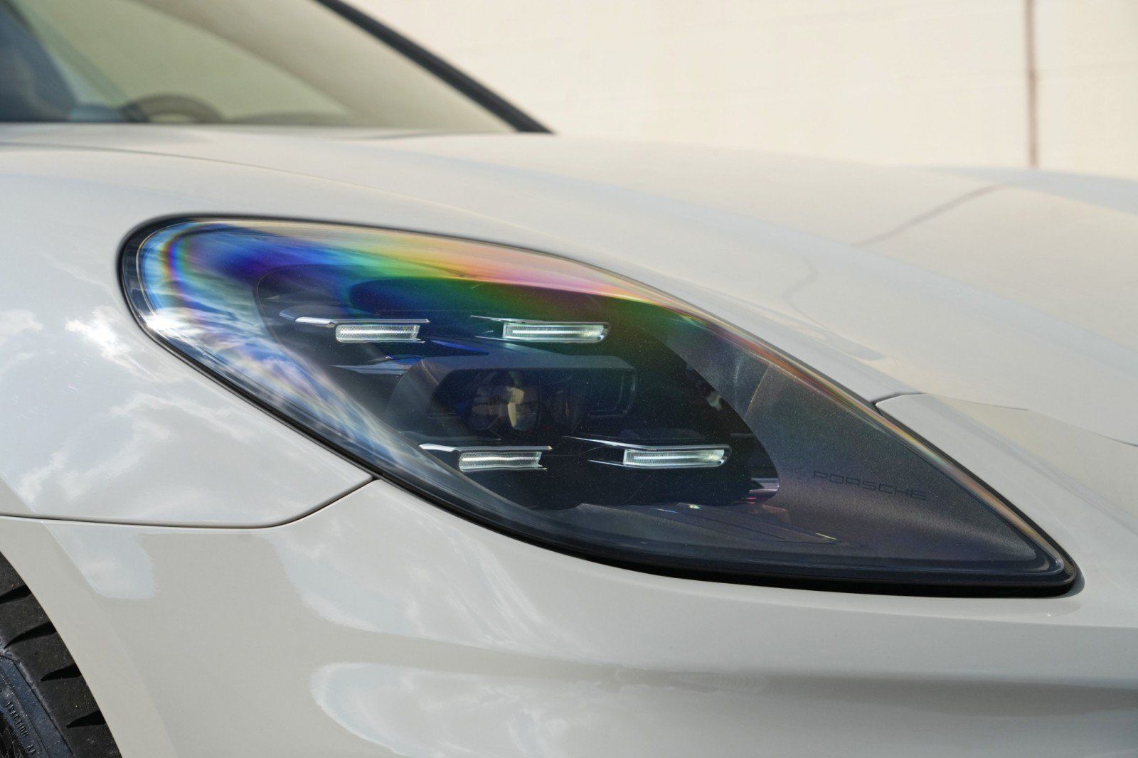 Used 2025 Porsche Panamera image 62
