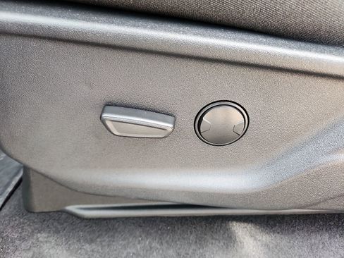 New 2025 Ford F150 XLT w/ Equipment Group 301A Standard image 10