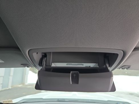 Used 2018 Chevrolet Silverado 1500 LTZ Z71 image 41