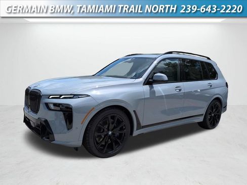 New 2027 BMW X7 xDrive40i w/ M Sport Package AWD/4WD image 1