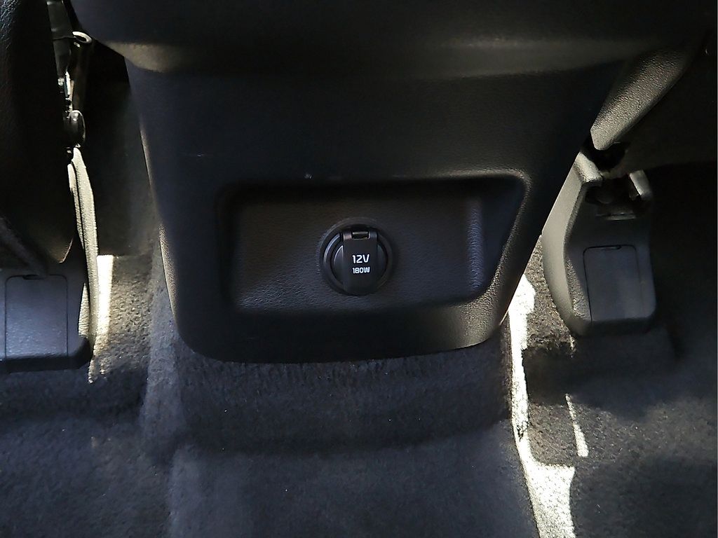 Used 2025 Kia Telluride S AWD/4WD image 15