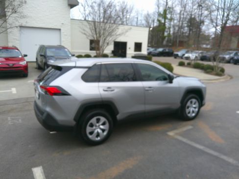 Used 2025 Toyota RAV4 LE image 13