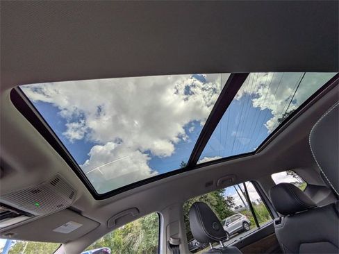 New 2026 Volkswagen Atlas SE image 21