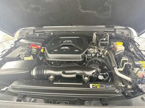 Used 2020 Jeep Wrangler Unlimited Sport AWD/4WD image 34