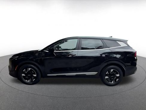 Used 2026 Kia Sportage LX FWD image 9