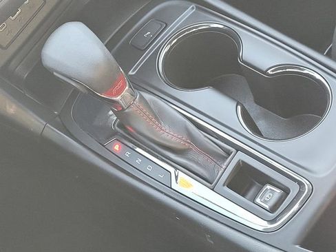 Used 2022 Chevrolet Equinox RS image 25