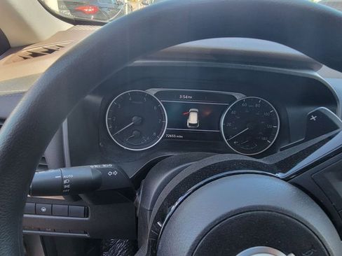 Used 2023 Nissan Rogue SV image 7