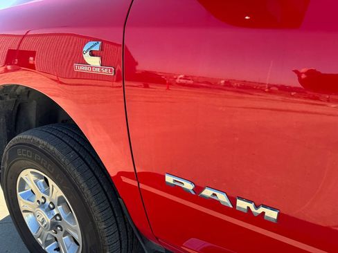 Used 2024 RAM 2500 Big Horn AWD/4WD image 17