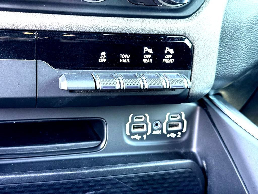 Used 2020 RAM 1500 Lone Star AWD/4WD image 22