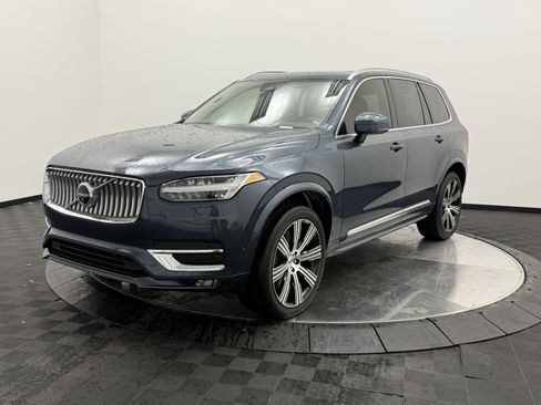 Certified 2024 Volvo XC90 B5 Plus w/ Protection Package Premier AWD/4WD image 3