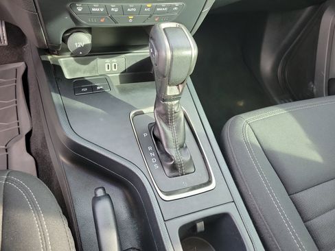 Certified 2022 Ford Ranger XLT w/ Equipment Group 302A High image 18