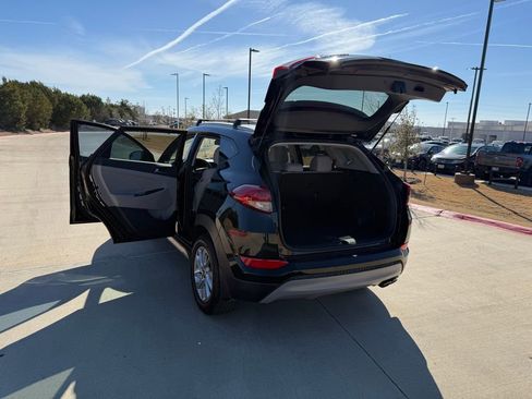 Used 2017 Hyundai Tucson Eco w/ Cargo Package image 24