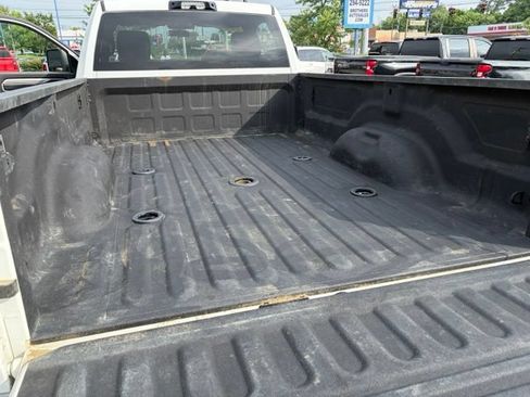 Used 2024 RAM 3500 Tradesman w/ Chrome Appearance Group AWD/4WD image 27