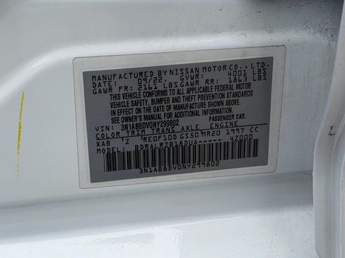 Used 2022 Nissan Sentra SR w/ Electronics Package FWD image 21