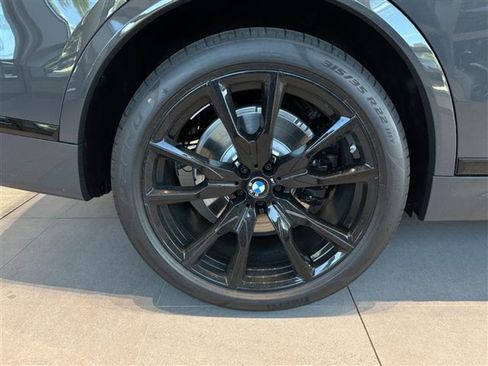 New 2026 BMW X7 xDrive40i w/ M Sport Package image 7