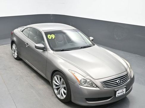 Used 2009 INFINITI G37 Convertible w/ Premium Pkg RWD image 19