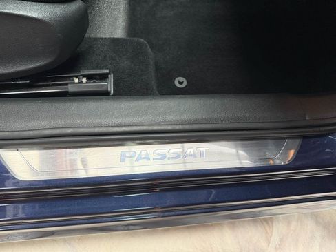 Used 2014 Volkswagen Passat TDI SEL Premium FWD image 29