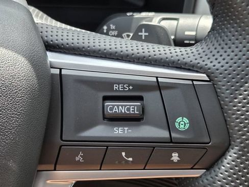 Used 2025 Mitsubishi Outlander SE FWD image 26