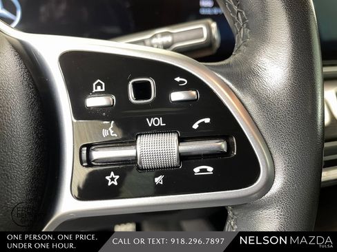 Used 2022 Mercedes-Benz GLS 450 4MATIC image 23