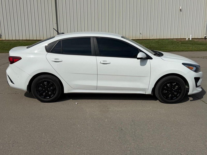 Used 2022 Kia Rio LX FWD image 2
