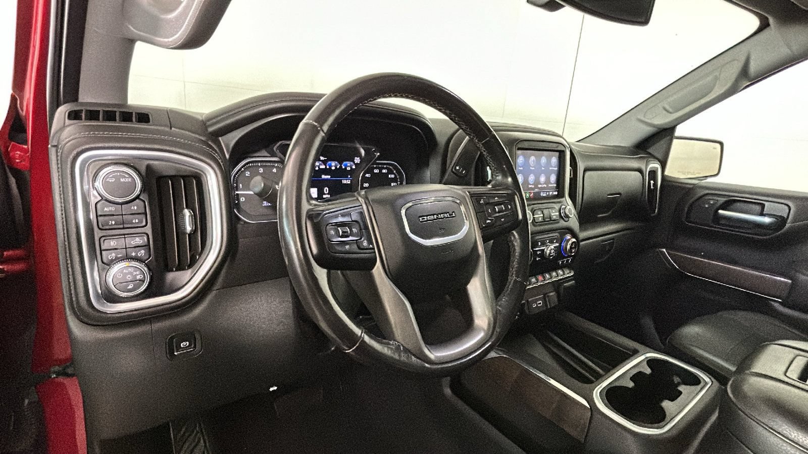 Used 2021 GMC Sierra 1500 Denali AWD/4WD image 16