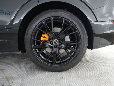 Used 2023 Audi e-tron Chronos w/ Chronos Package AWD/4WD image 9