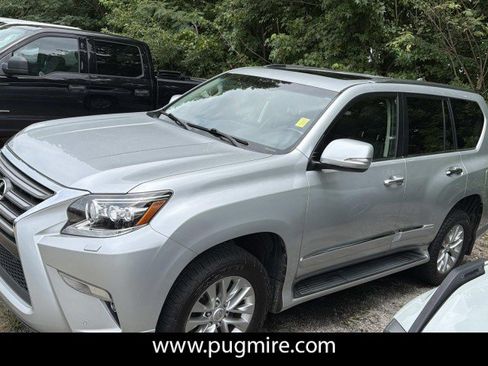 Used 2018 Lexus GX 460 Premium w/ Premium Package AWD/4WD image 4
