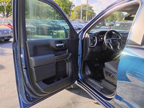 Used 2019 Chevrolet Silverado 1500 RST w/ All-Star Edition RWD image 10