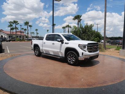 Used 2022 GMC Sierra 1500 SLT w/ SLT Premium Plus Package
